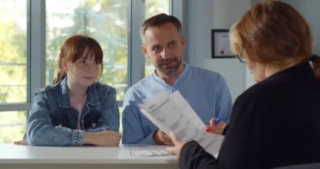 Kiedy dyrektor może odmówić przyjęcia dziecka do szkoły: prawne aspekty