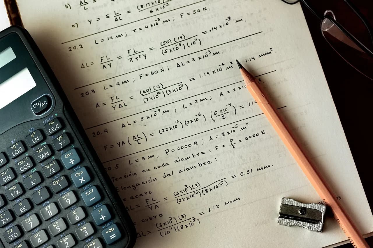 Co oznacza wykrzyknik w matematyce? Zrozum silnię i jej zastosowania