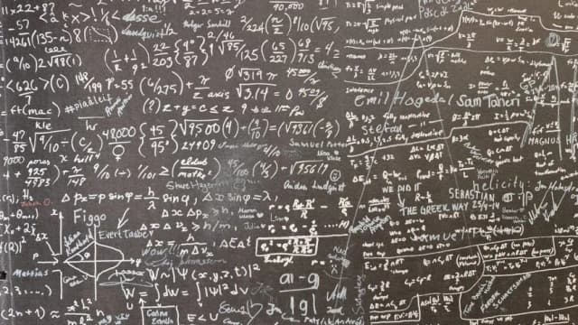 Algebra co to jest - zrozumienie podstaw i znaczenia w matematyce