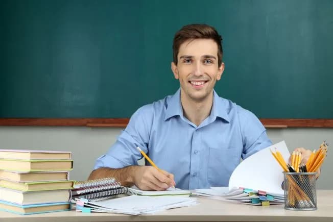 Obowiązki pomocy nauczyciela - kompletny zakres zadań w przedszkolu