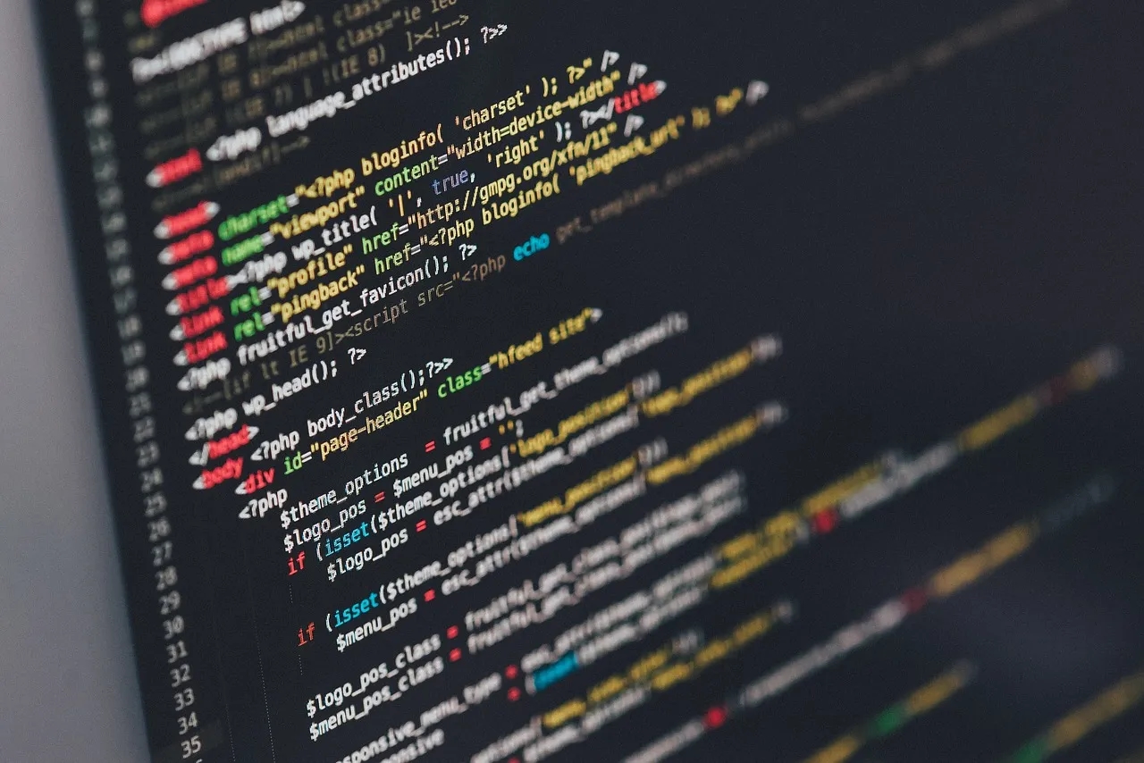 Na co zwrócić uwagę przy wyborze szkoły programowania dla dzieci i młodzieży?