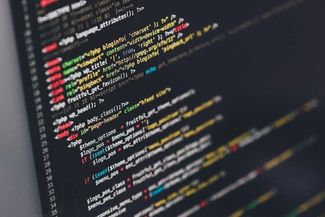 Na co zwrócić uwagę przy wyborze szkoły programowania dla dzieci i młodzieży?