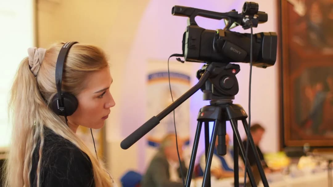 Rozwój dziecka poprzez odpowiednio dobrane filmy i seriale bez ograniczeń